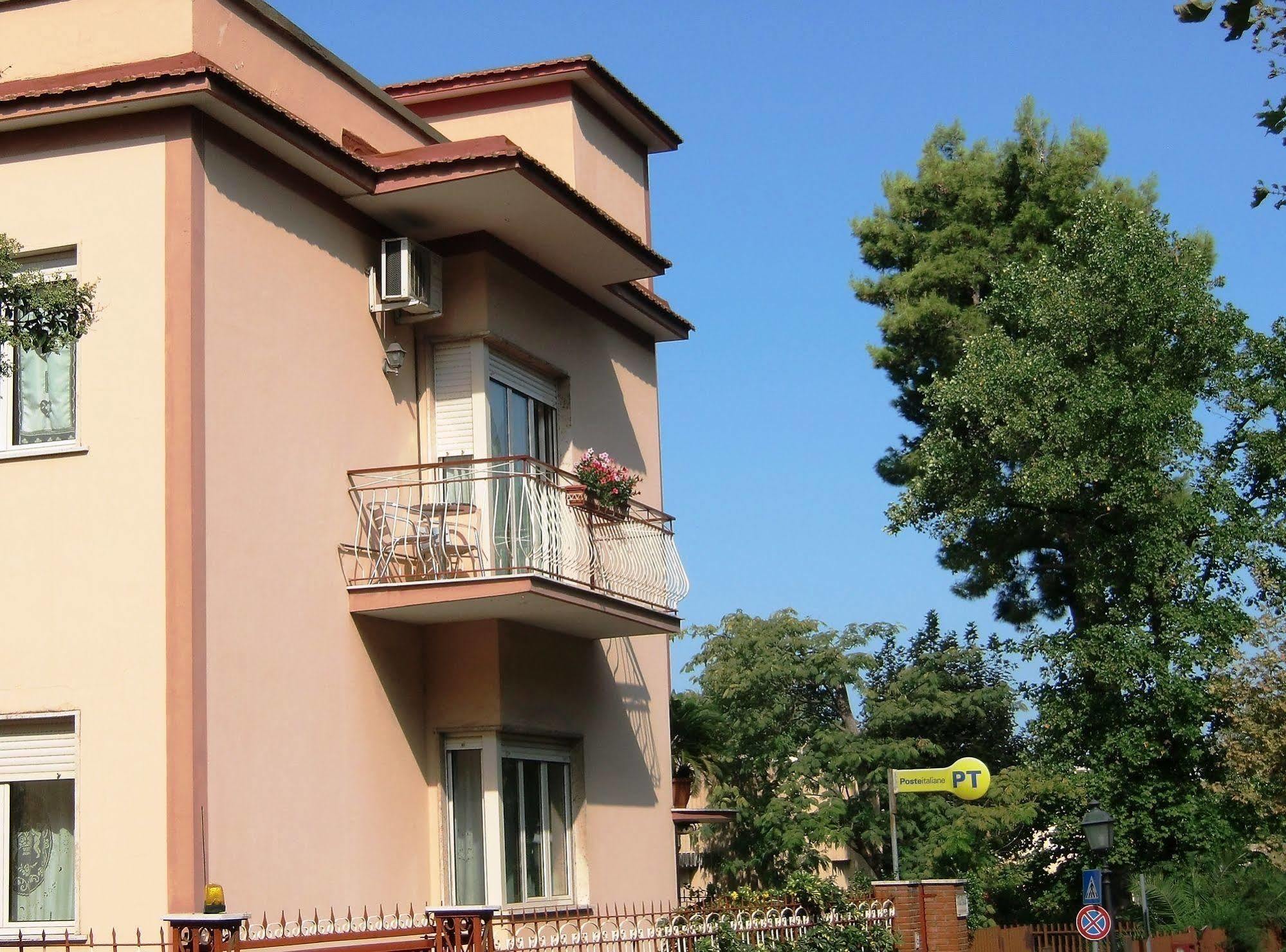 Villa Pollio Мета Екстер'єр фото